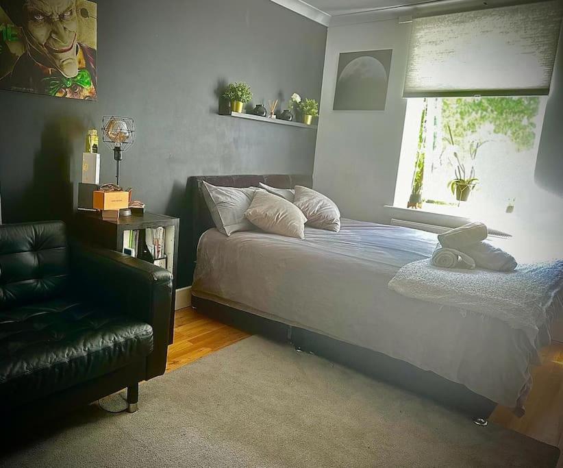 Stunning Luxury Croydon Apartment Gatwick Airport Close Purley Εξωτερικό φωτογραφία